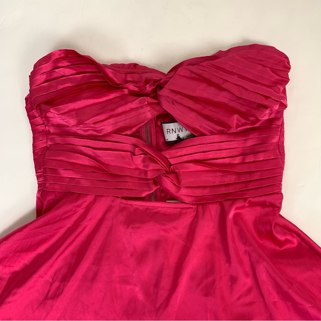 Nwt Rnwy Runway The Label Mich Mini Fuchsia Dress Size Medium Homecoming Formal — image 5 of 6